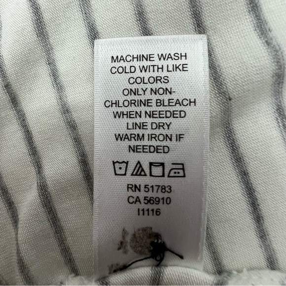 Maurice’s 3-Button Pullover Knit Tops Sz Small Multi Colors Lot/2 Stretch - Picture 6 of 15